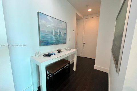 Copropriété à louer à Miami, Floride: 2 chambres, 103.21 m2 № 2039579 - photo 7