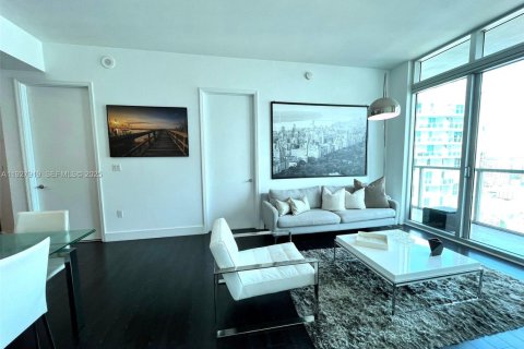 Copropriété à louer à Miami, Floride: 2 chambres, 103.21 m2 № 2039579 - photo 2