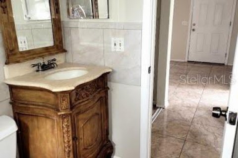 House in Port Richey, Florida 2 bedrooms, 79.9 sq.m. № 1919717 - photo 16