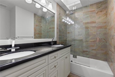 Купить виллу или дом в Бока-Ратон, Флорида 3 спальни, 160.26м2, № 2062487 - фото 30