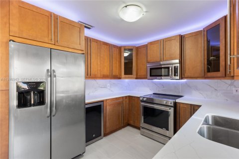 Купить виллу или дом в Бока-Ратон, Флорида 3 спальни, 160.26м2, № 2062487 - фото 27