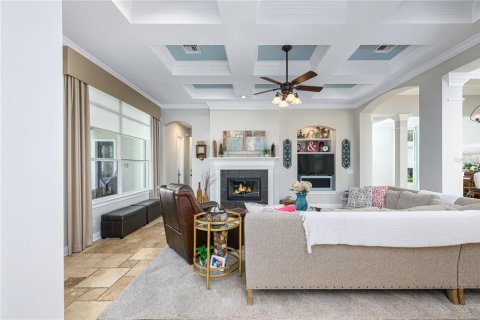 Villa ou maison à vendre à Sorrento, Floride: 4 chambres, 407.84 m2 № 1630384 - photo 12