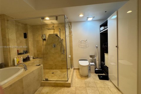 Condominio en venta en Hallandale Beach, Florida, 3 dormitorios, 171.03 m2 № 2027335 - foto 20