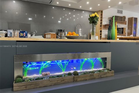 Condominio en venta en Hallandale Beach, Florida, 3 dormitorios, 171.03 m2 № 2027335 - foto 10