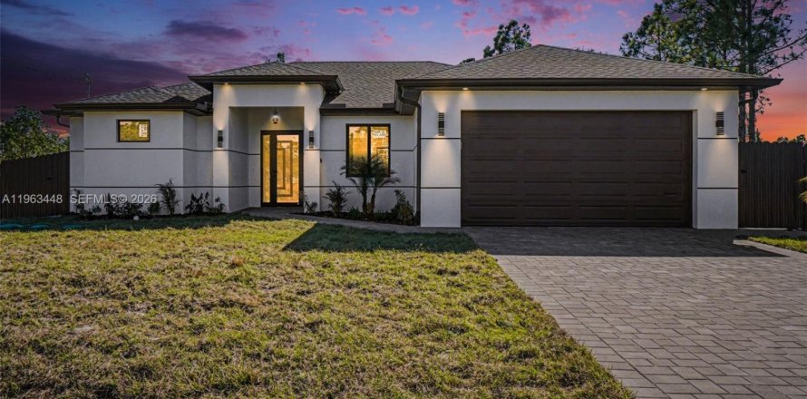 Дом в Лихай-Эйкерс, Флорида 3 спальни, 155.52м2 № 2025706