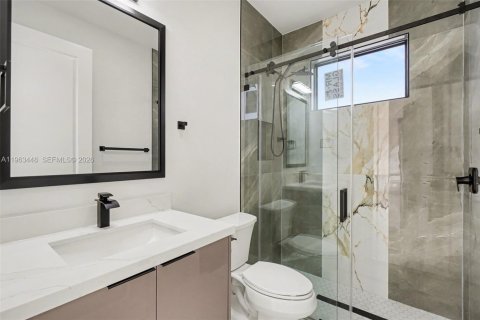 Купить виллу или дом в Лихай-Эйкерс, Флорида 3 спальни, 155.52м2, № 2025706 - фото 18