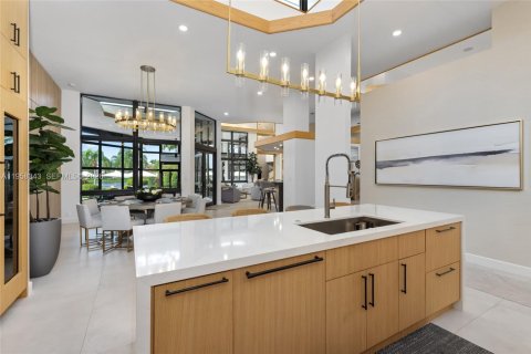 Casa en venta en Weston, Florida, 6 dormitorios, 988.02 m2 № 2079387 - foto 16