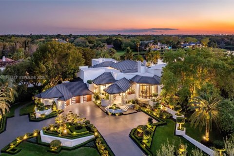 Villa ou maison à Weston, Floride 6 chambres, 988.02 m2 № 2079387