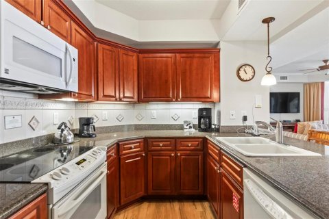 Condo in Palm Coast, Florida, 3 bedrooms № 2134546 - photo 19