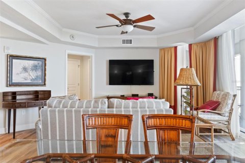 Condo in Palm Coast, Florida, 3 bedrooms № 2134546 - photo 7