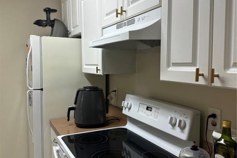 Condo in Tampa, Florida, 1 bedroom  № 2239254 - photo 18