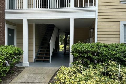 Condo in Tampa, Florida, 1 bedroom  № 2239254 - photo 2