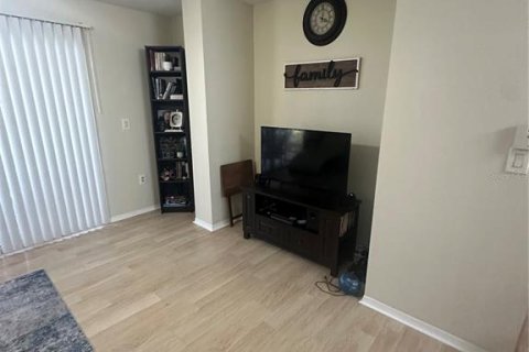 Condo in Tampa, Florida, 1 bedroom  № 2239254 - photo 13