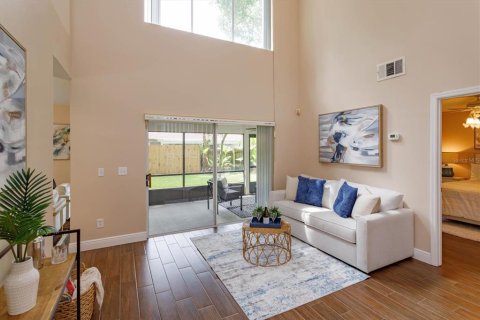 Casa en venta en Altamonte Springs, Florida, 4 dormitorios, 187.94 m2 № 1824261 - foto 7