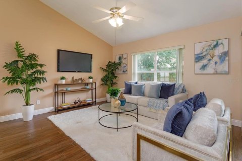 Casa en venta en Altamonte Springs, Florida, 4 dormitorios, 187.94 m2 № 1824261 - foto 9