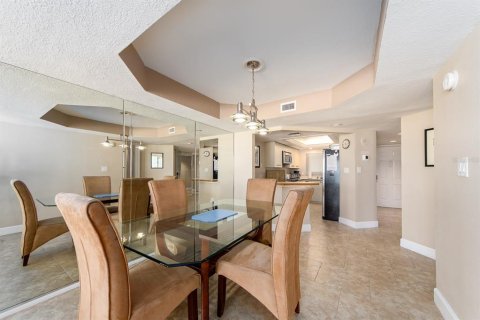 Condominio en alquiler en Clearwater, Florida, 1 dormitorio, 81.01 m2 № 1334278 - foto 11