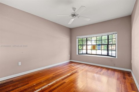 Casa en venta en Miami, Florida, 3 dormitorios, 192.59 m2 № 2384907 - foto 22