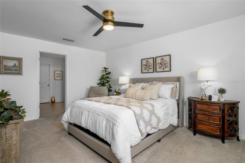Casa en venta en North Fort Myers, Florida, 4 dormitorios, 179.95 m2 № 1629887 - foto 17