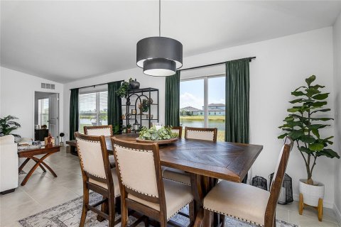 Casa en venta en North Fort Myers, Florida, 4 dormitorios, 179.95 m2 № 1629887 - foto 11
