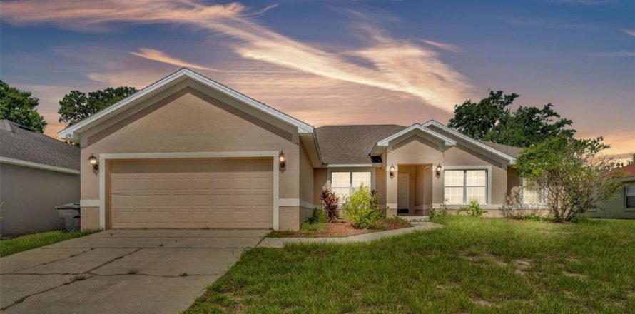Villa ou maison à Lakeland, Floride 4 chambres, 242.29 m2 № 1832095