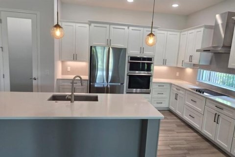 Villa ou maison à louer à Davenport, Floride: 4 chambres, 291.25 m2 № 1883097 - photo 6