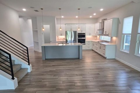 Casa en alquiler en Davenport, Florida, 4 dormitorios, 291.25 m2 № 1883097 - foto 7