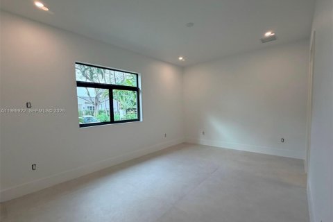 Casa en venta en South Miami, Florida, 4 dormitorios, 217.48 m2 № 2055994 - foto 8