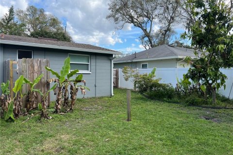 House in Lutz, Florida 3 bedrooms, 123.75 sq.m. № 1538438 - photo 5