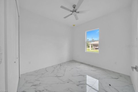 House in Lehigh Acres, Florida 3 bedrooms, 138.7 sq.m. № 1846624 - photo 20