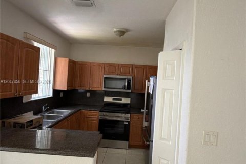 Copropriété à vendre à Homestead, Floride: 4 chambres, 132.2 m2 № 2189077 - photo 2
