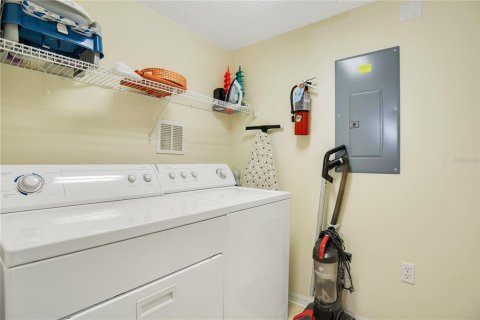 Adosado en venta en Kissimmee, Florida, 3 dormitorios, 119.47 m2 № 1782614 - foto 14