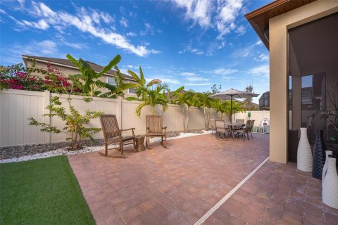 Villa ou maison à vendre à Kissimmee, Floride: 5 chambres, 288.46 m2 № 1200061 - photo 27
