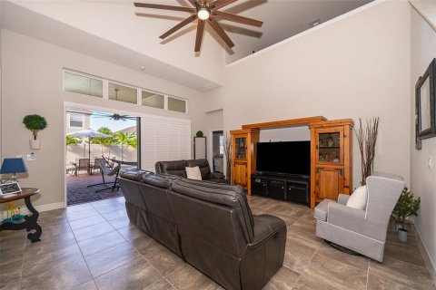 Villa ou maison à vendre à Kissimmee, Floride: 5 chambres, 288.46 m2 № 1200061 - photo 29