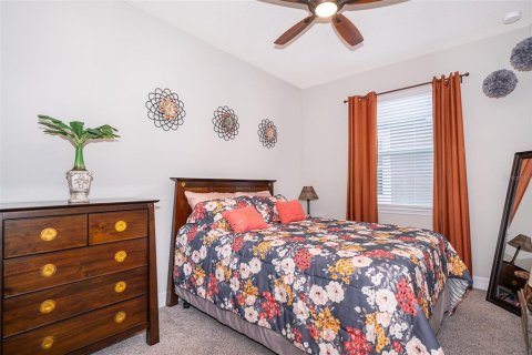 Villa ou maison à vendre à Kissimmee, Floride: 5 chambres, 288.46 m2 № 1200061 - photo 21