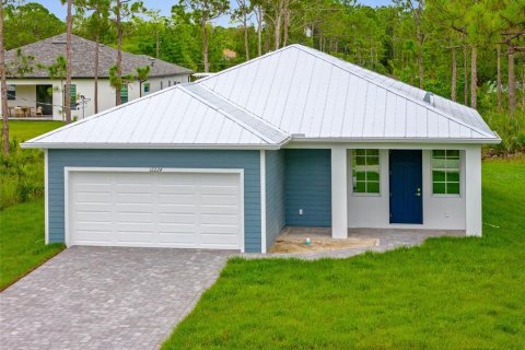 House in Punta Gorda, Florida 2 bedrooms, 111.39 sq.m. № 1841679 - photo 1