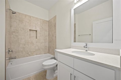 House in Punta Gorda, Florida 2 bedrooms, 111.39 sq.m. № 1841679 - photo 17