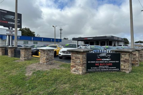 Commercial property in Tampa, Florida 135.64 sq.m. № 1550845 - photo 2