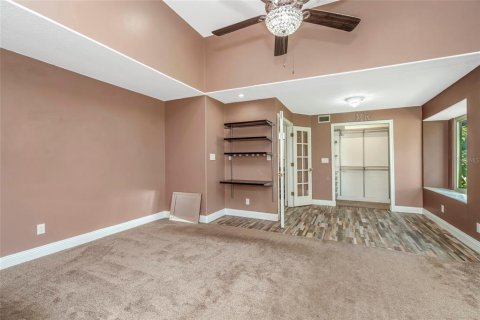 Villa ou maison à vendre à Tampa, Floride: 4 chambres, 197.14 m2 № 2308073 - photo 21