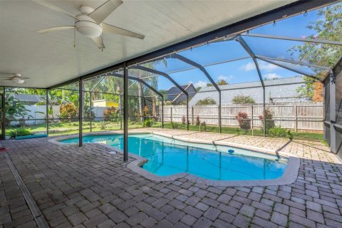 Villa ou maison à vendre à Tampa, Floride: 4 chambres, 197.14 m2 № 2308073 - photo 8