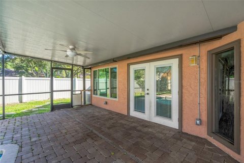 Villa ou maison à vendre à Tampa, Floride: 4 chambres, 197.14 m2 № 2308073 - photo 10