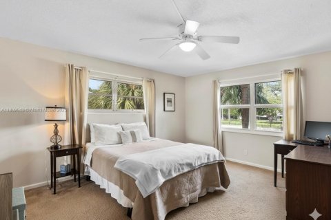 Copropriété à vendre à Coconut Creek, Floride: 2 chambres, 119.94 m2 № 1945820 - photo 20
