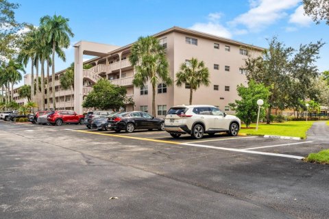 Copropriété à vendre à Coconut Creek, Floride: 2 chambres, 119.94 m2 № 1945820 - photo 30