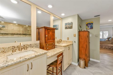 Condo in Punta Gorda, Florida, 2 bedrooms  № 1537337 - photo 28