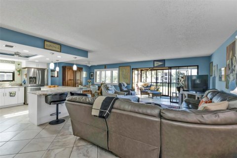 Condo in Punta Gorda, Florida, 2 bedrooms  № 1537337 - photo 10