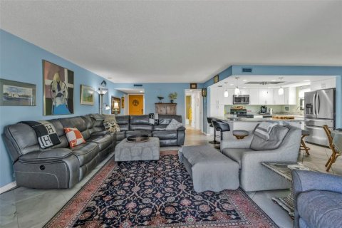 Condo in Punta Gorda, Florida, 2 bedrooms  № 1537337 - photo 7
