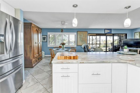 Condo in Punta Gorda, Florida, 2 bedrooms  № 1537337 - photo 16