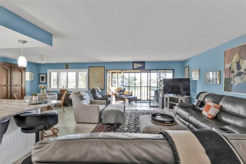 Condo in Punta Gorda, Florida, 2 bedrooms  № 1537337 - photo 9