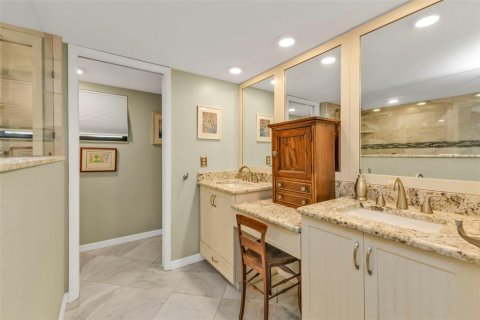 Condo in Punta Gorda, Florida, 2 bedrooms  № 1537337 - photo 27