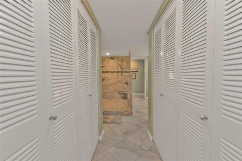 Condo in Punta Gorda, Florida, 2 bedrooms  № 1537337 - photo 25