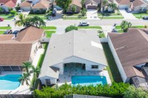 Casa en Boca Raton, Florida 4 dormitorios, 189.06 m2 № 2378713